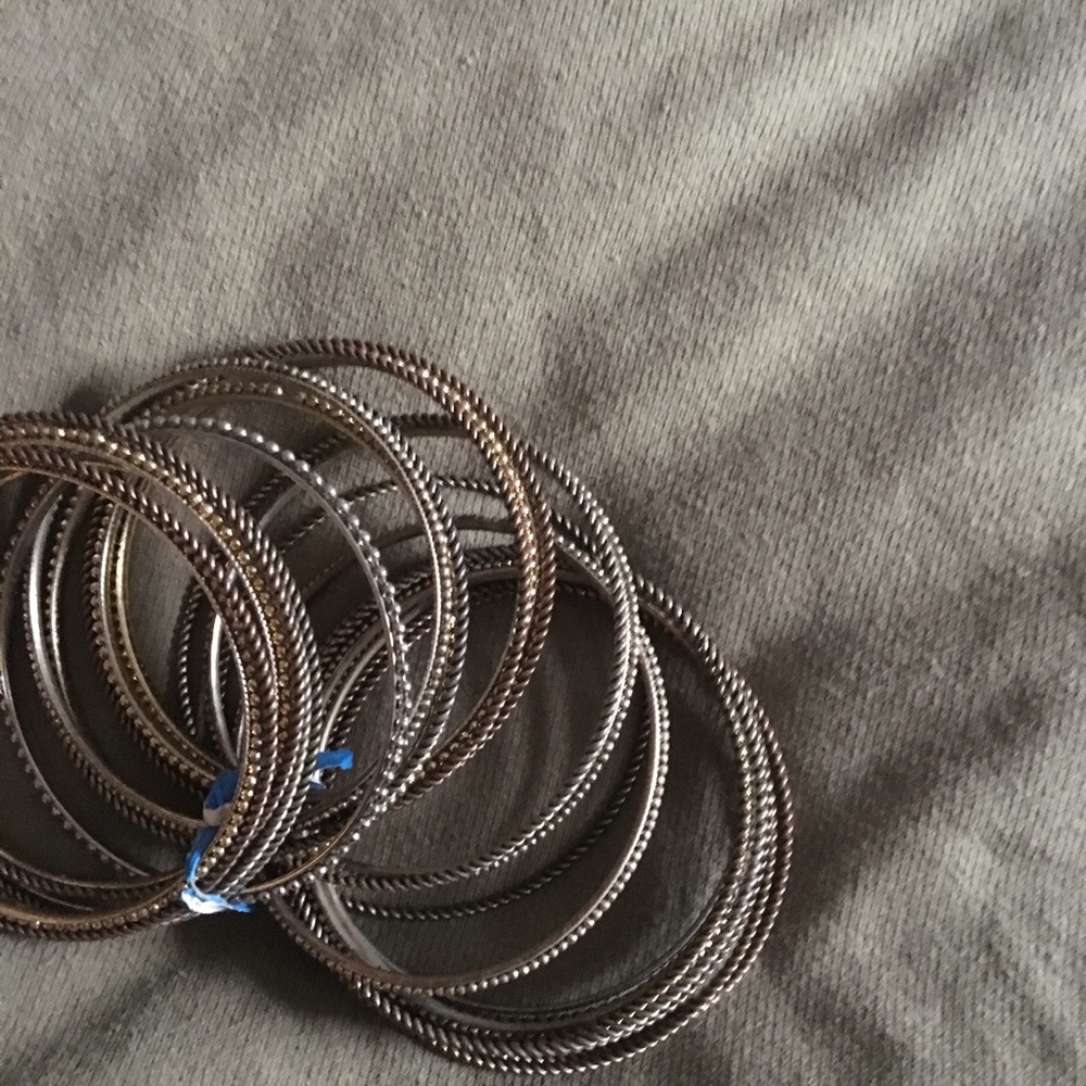 Bundle bracelets - Picture 3 of 3
